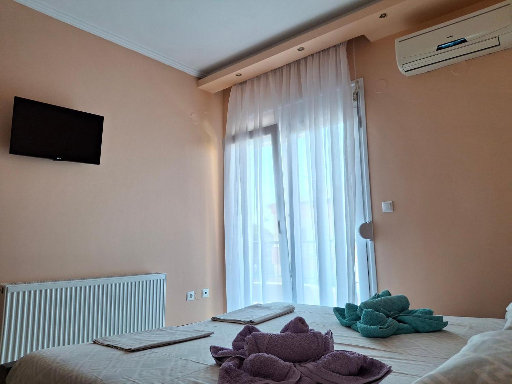 Aurora - Close To Macedonia Airport Apartment Kardia
