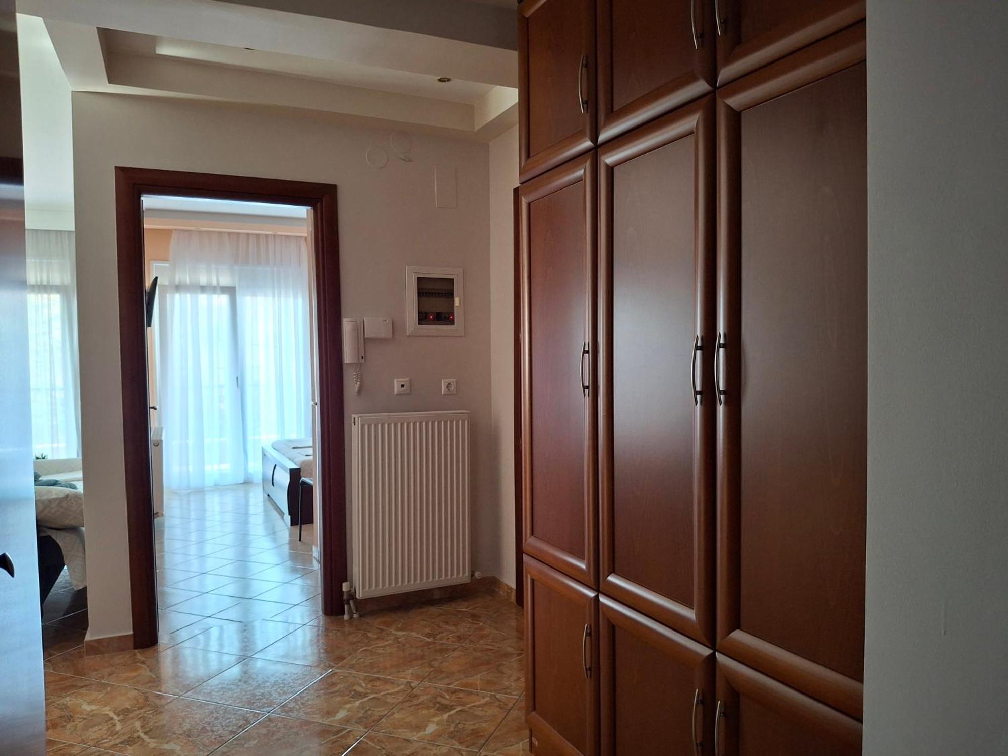 Apartment Aurora - Close To Macedonia Airport